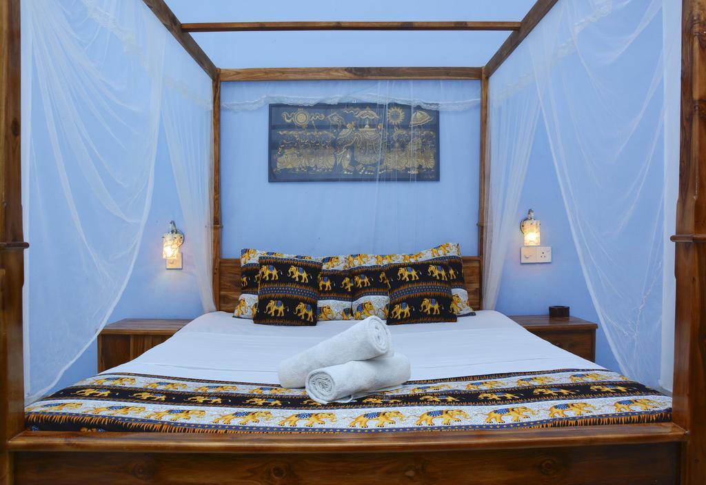 Golden Lodge تانجالي الغرفة الصورة