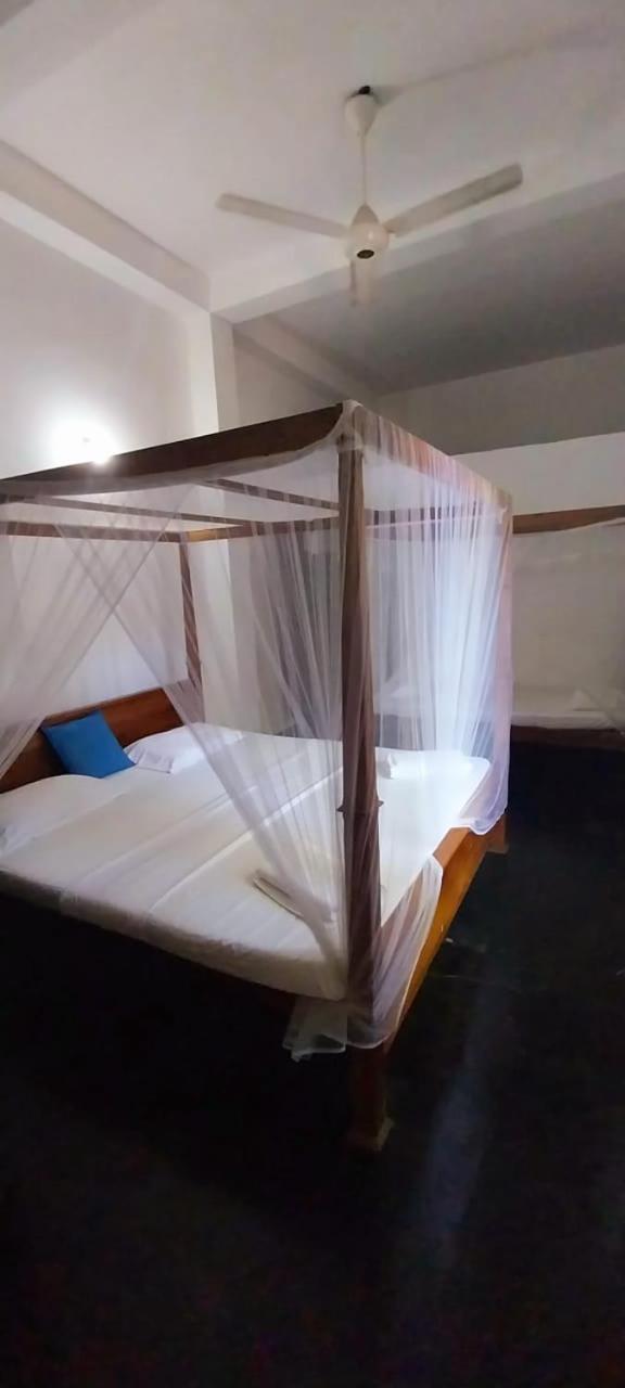 Golden Lodge تانجالي المظهر الخارجي الصورة